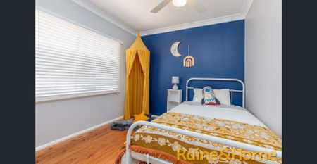 Renovated Family Home - Photo 5