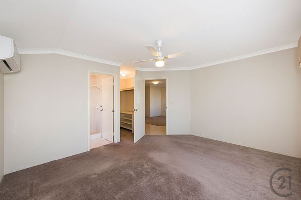 Spacious 4-Bedroom Family Home – Perfect Location&excl; - Photo 1