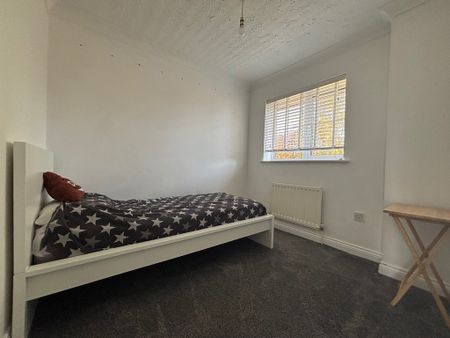 Bramblewood, Ipswich, Suffolk, IP8 - Photo 3