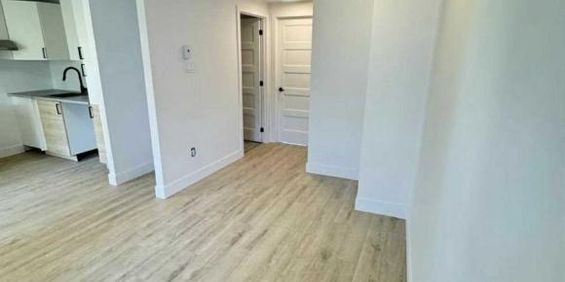 4 1/2 Rénové à louer cité Limoilou, soyez les premiers occupants - Photo 3