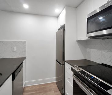 Pacific Terrace Apartments - Photo 2