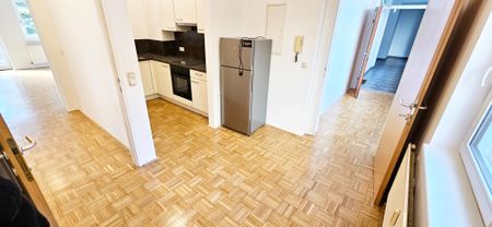 Nähe Schloss Eggenberg und FH-Joanneum: ruhig gelegene gemütliche, sonnige Wohnung mit kleiner Terrasse - Photo 3