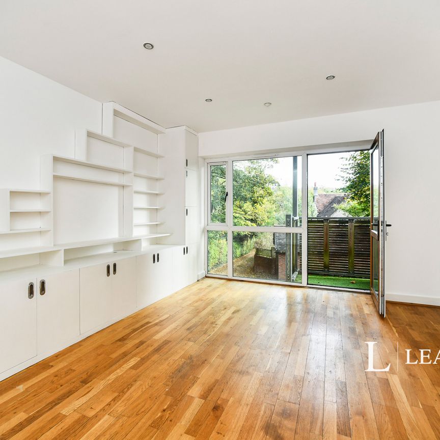 4 bedroom house to rent London Road, Patcham, Brighton, East Sussex, BN1 - Photo 1