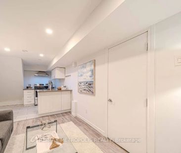 378 Daytona Court #Lower - Photo 2