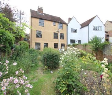 4 bedroom semi-detached house to rent - Photo 4