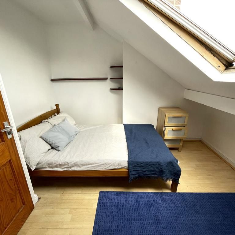 4 bedroom house share to rent - Photo 1
