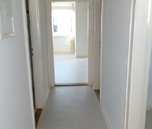 Mitten in der Stadt, 2- Zimmer Wohnung mit Balkon und Fahrstuhl - Photo 5