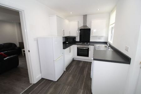 Henderson Street, PRESTON PR1 7XP - Photo 3