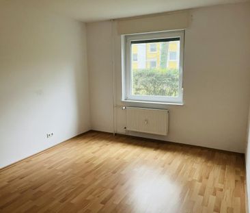 Geräumige 3-Zimmer-Wohnung in zentraler Lage! - Photo 3