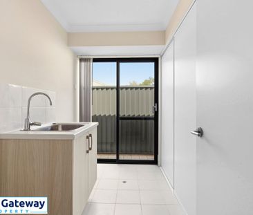 4 Saltbush Street, WANDI WA 6167 - Photo 6