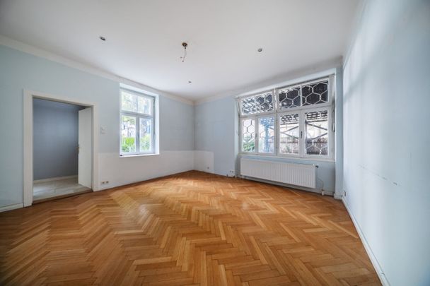 TRAUMHAFTE 5 ZIMMER WOHNUNG IM COTTAGE VIERTEL MIT GARTEN + STELLPLATZ - Photo 1