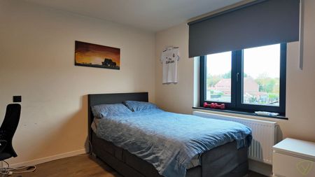 Gerenoveerde woning met zonnige tuin en zonnepanelen in Eeklo! - Foto 4