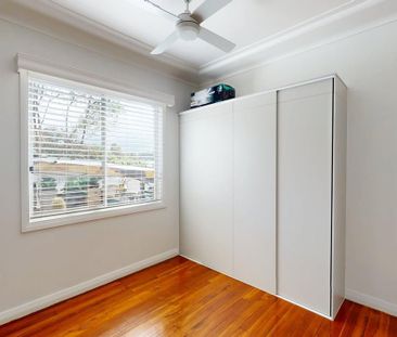 33a Floraville Road, Belmont North NSW 2280 - Photo 4