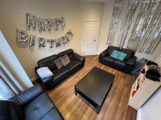 Stanmore Road, Burley, LS4 2RU, Leeds - Photo 1