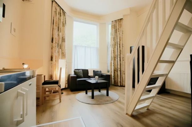 1 Bed 1 Bath, Flat 9, 149 - Photo 1