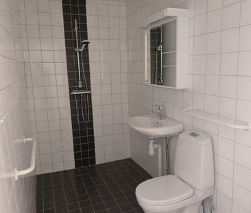 Lägenheten renoveras delvis i början av 2026. Inflyttning 1 mars 2026. - Foto 3