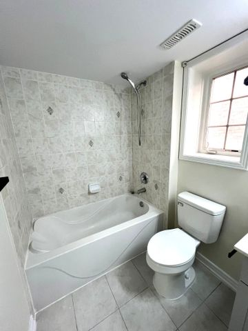 For Lease - 342 Danforth Road Unit# BSMT, Toronto, Ontario - Photo 4