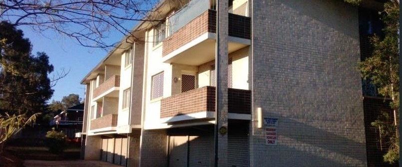 Convenient Living in the Heart of Kingswood - Photo 1