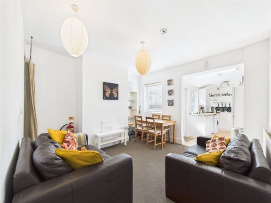 Derby Street, Beeston, Nottingham, Nottinghamshire, NG9 - Photo 1