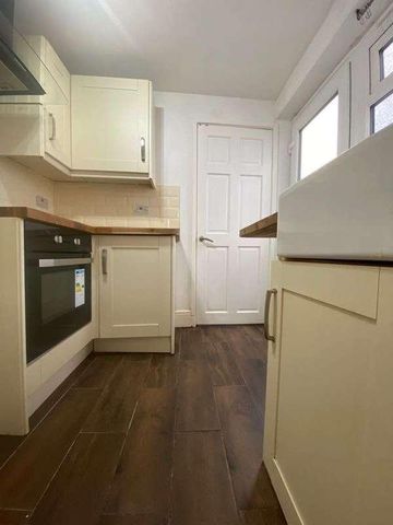 Bridge Street, Abertillery, NP13 - Photo 3