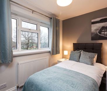 The Birches Room 3 - Photo 4