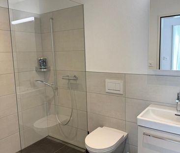 31/2-ROOM APARTMENT IN BRUNNEN (SZ), FURNISHED, TEMPORARY - Foto 6