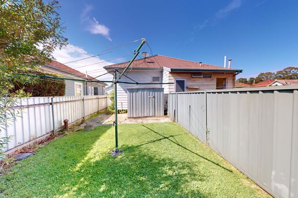 2/2 Hay Street, Mayfield NSW 2304 - Photo 1