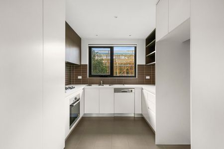 3/150 Eglinton Street, Kew VIC 3101 - Photo 4