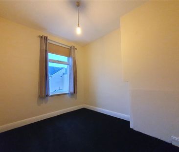 2 bed terraced house to rent in Hampton Road, Stockton-on-Tees, TS18 - Photo 4