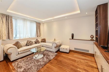 4 bedroom townhouse to rent - Photo 2