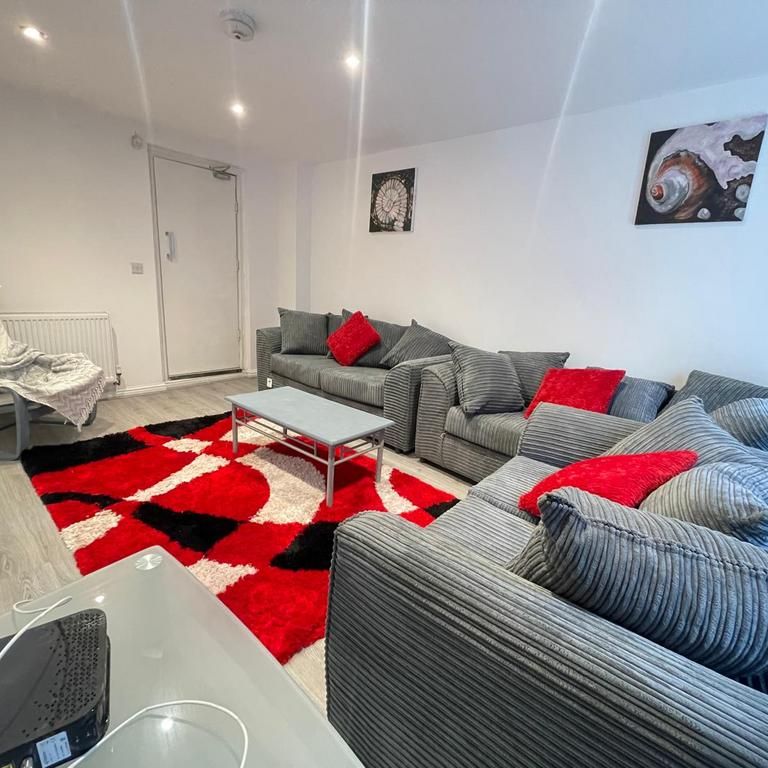 3 bedroom terraced house to rent - Photo 1