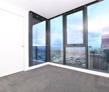 Ultimate Southbank Entertainer with Breathtaking Views! - Photo 6