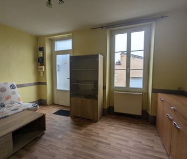 Location Appartement 2 pièces 30m² ISSOUDUN 36100 - Photo 1