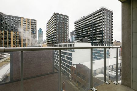 1045 Rue Wellington, #803 - Photo 2