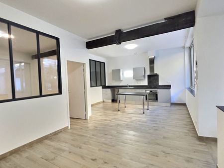 APPARTEMENT T3 AVEC TERRASSE - CASTRES CENTRE - Photo 2