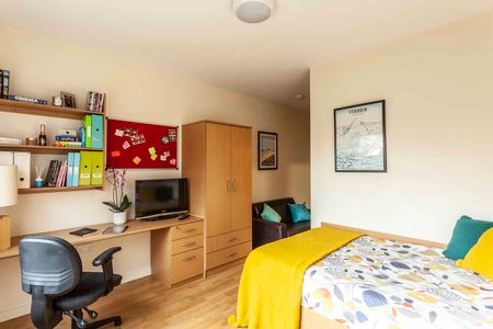 Studio Silver - Annex - Photo 5