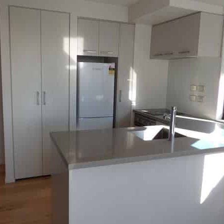 Spacious 2-Bedroom, 2-Bathroom Apartment - Photo 1