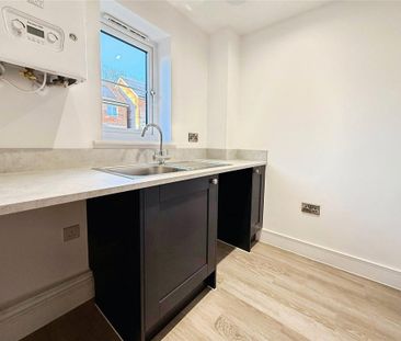 4 bedroom detached house to rent - Photo 5