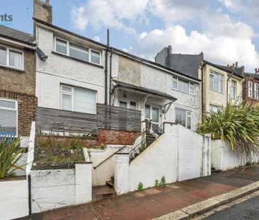 4 bedroom end of terrace house to rent - Photo 6