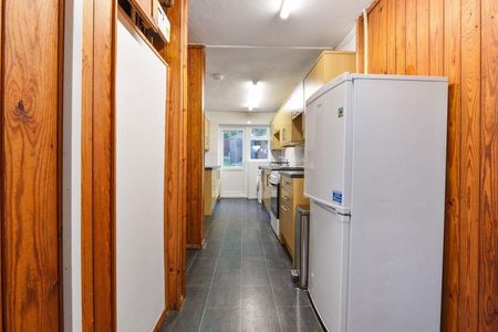 4 bedroom terraced house to rent - Photo 4