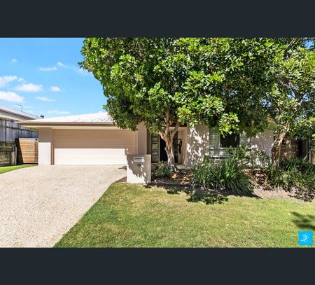 10 Dundee Crescent, Wakerley, Qld 4154 - Photo 4