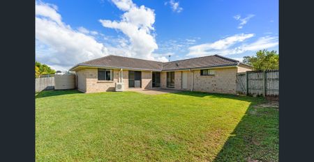 Lovely family in a great location! - Photo 5