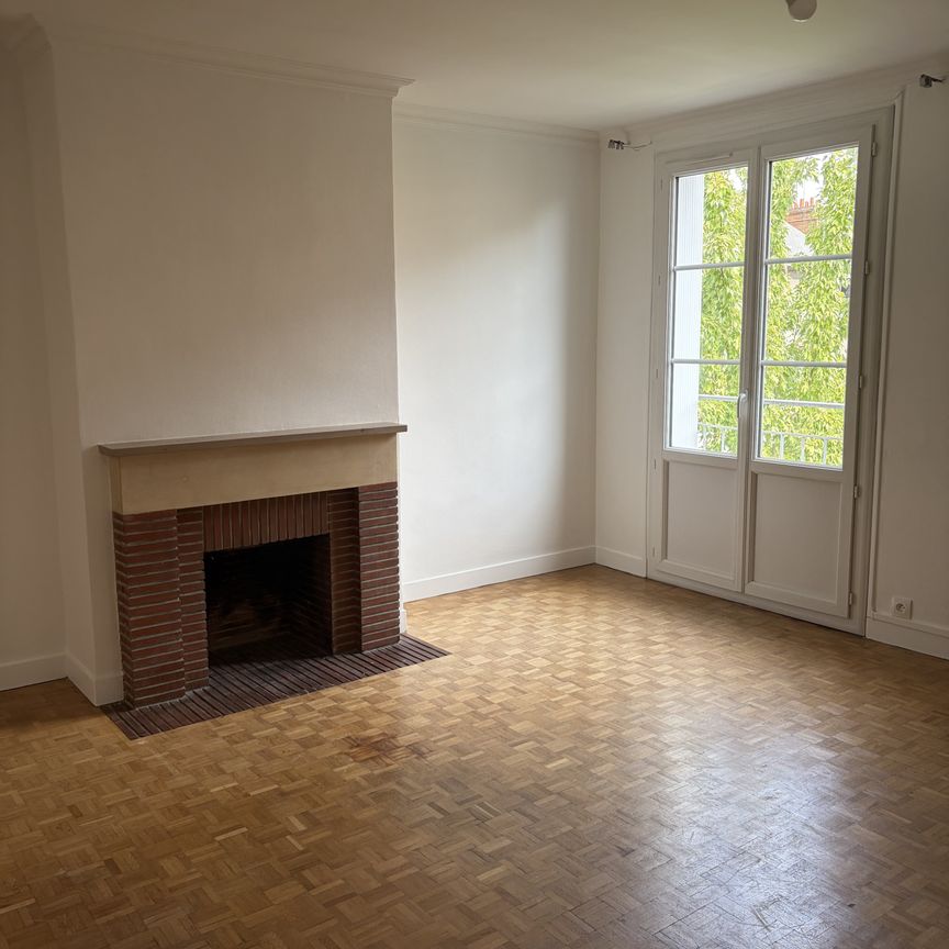 Location Appartement 5 pièces 105m² ORLEANS 45000 - Photo 1