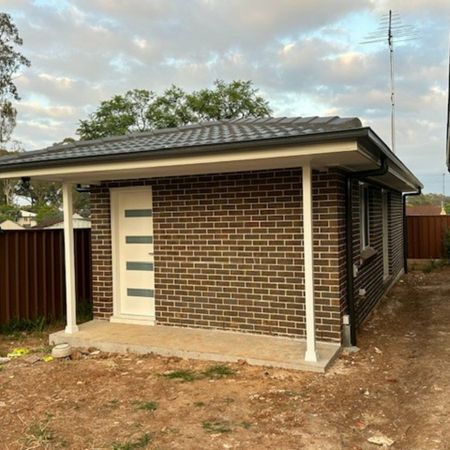 Modern granny flat with Parking - Photo 4