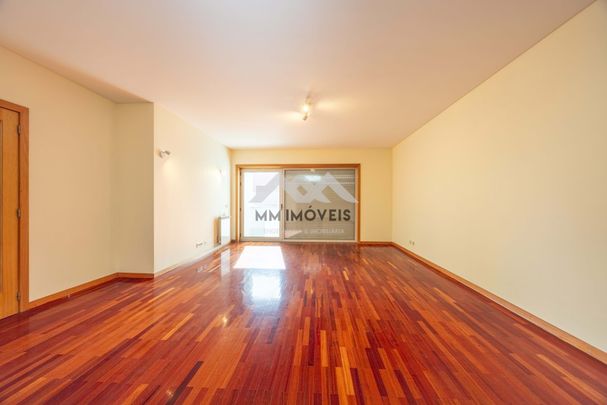 Apartamento T4 em Porto - Foto 1