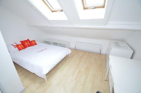 4 bedroom house to rent - Photo 2