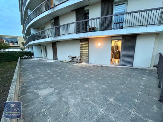 Appartement à louer 3 pièces 74.1m² - Photo 1