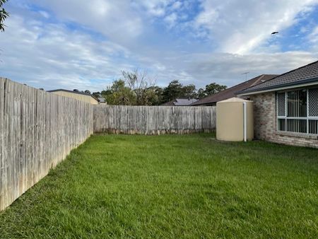 7 Ferny Crescent, Burpengary QLD 4505 - House For Rent - $680 | Domain - Photo 3