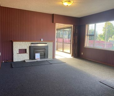 Welcome to 48 Links Avenue. - Photo 4