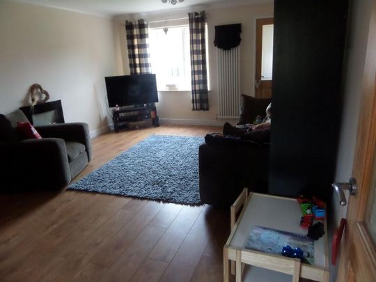 2 bedroom semi-detached house to rent - Photo 1